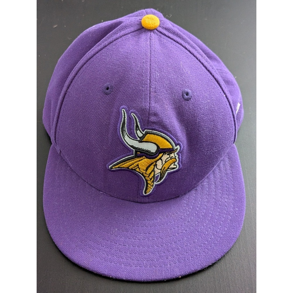 New Era 59Fifty Minnesota Vikings Hat Cap 7 1/8 Purple Fitted NE Tech NFL